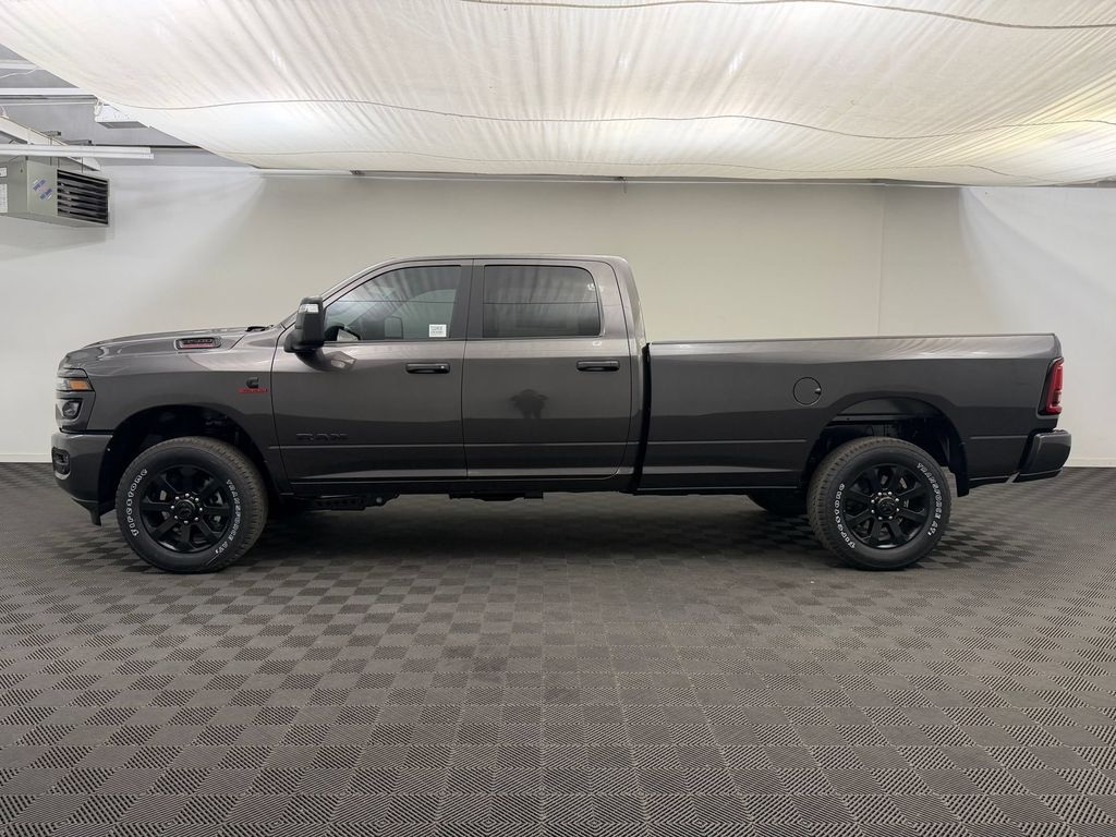 New 2026 Ram 3500 BIG HORN CREW CAB 4X4 8' BOX Pickup