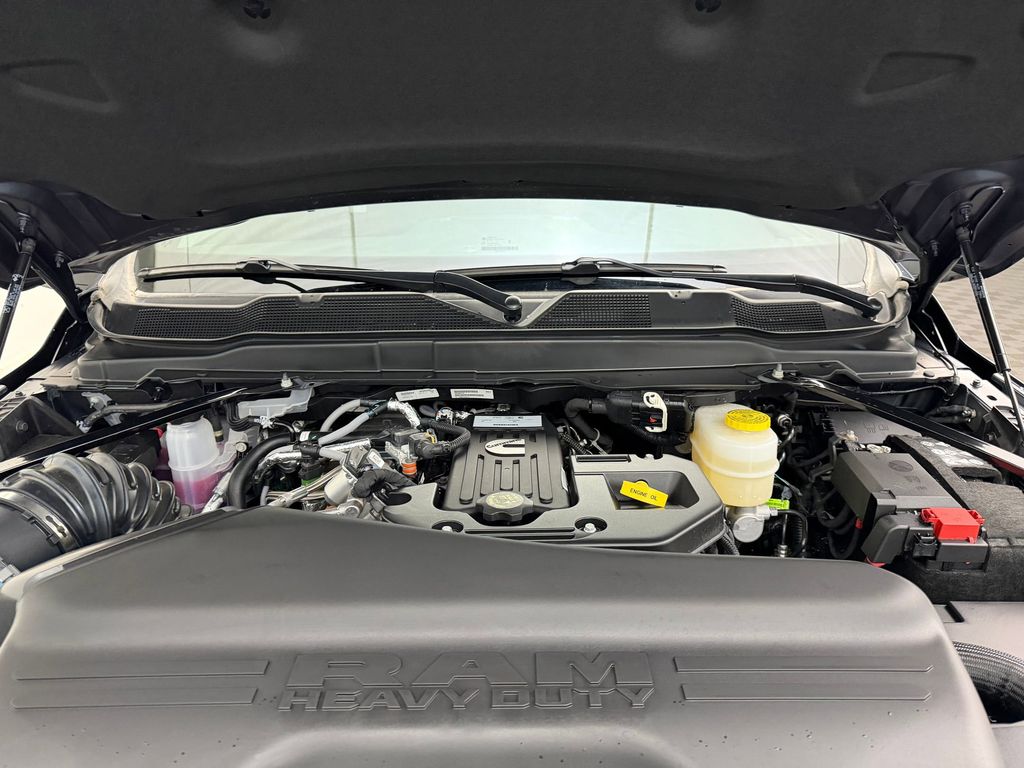 2026 RAM 3500 Big Horn - Photo 32