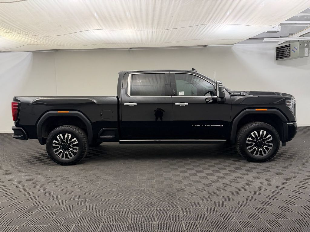 2025 GMC Sierra 2500HD Denali Ultimate - Photo 8