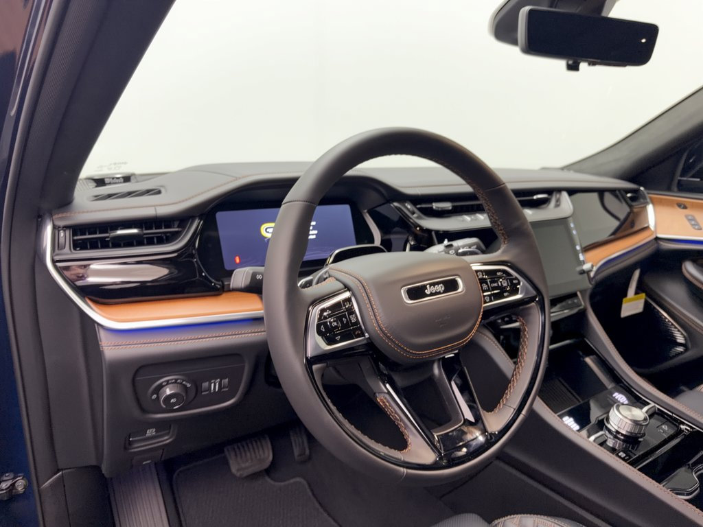 New 2027 Jeep Grand Cherokee SUMMIT 4X4 Sport Utility