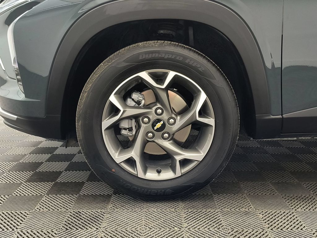 2026 Chevrolet Trax LT - Photo 11