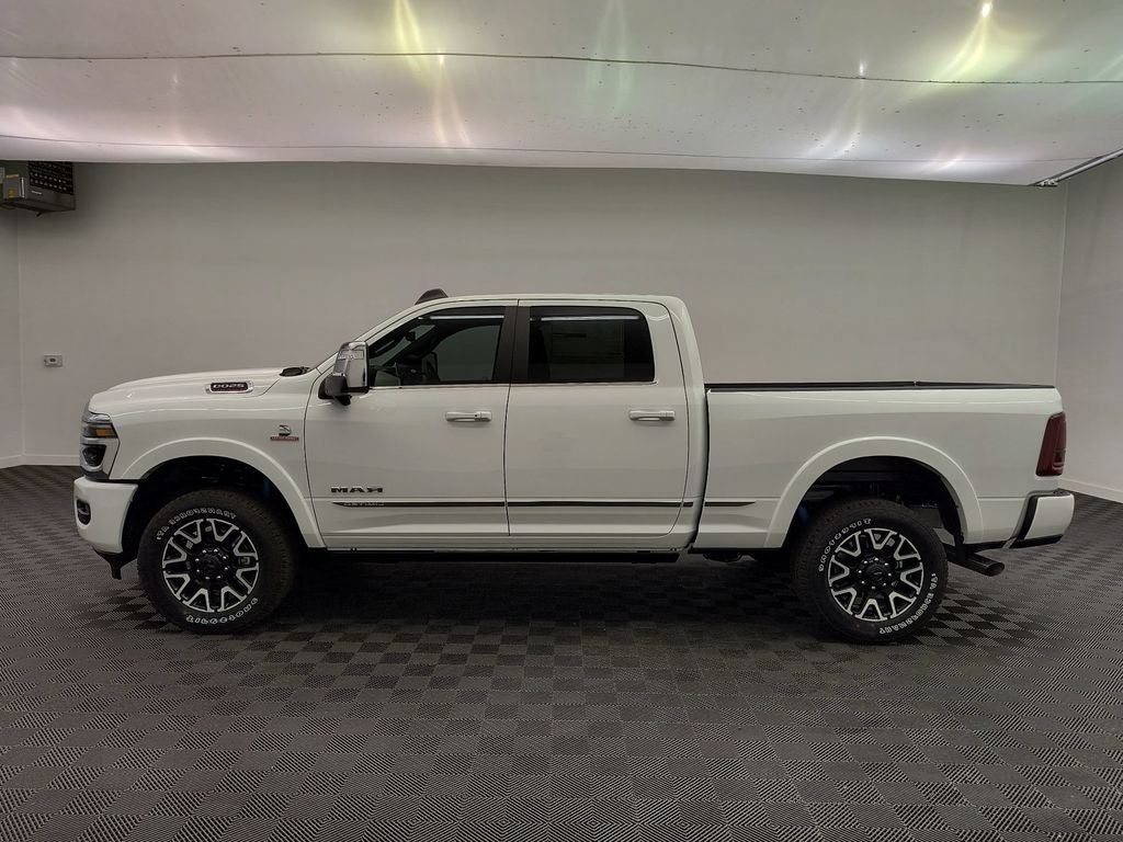 New 2026 Ram 2500 LIMITED CREW CAB 4X4 6'4 BOX Pickup