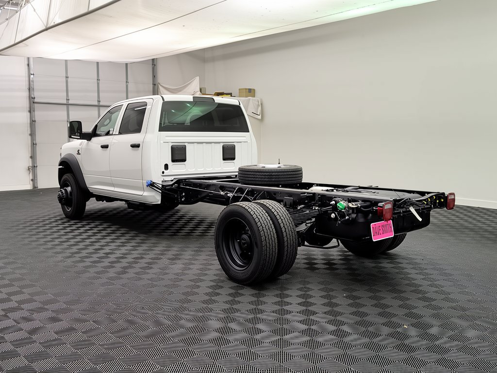 New 2027 Ram 5500 Chassis Cab TRADESMAN CREW 4X4 84' CA Pickup