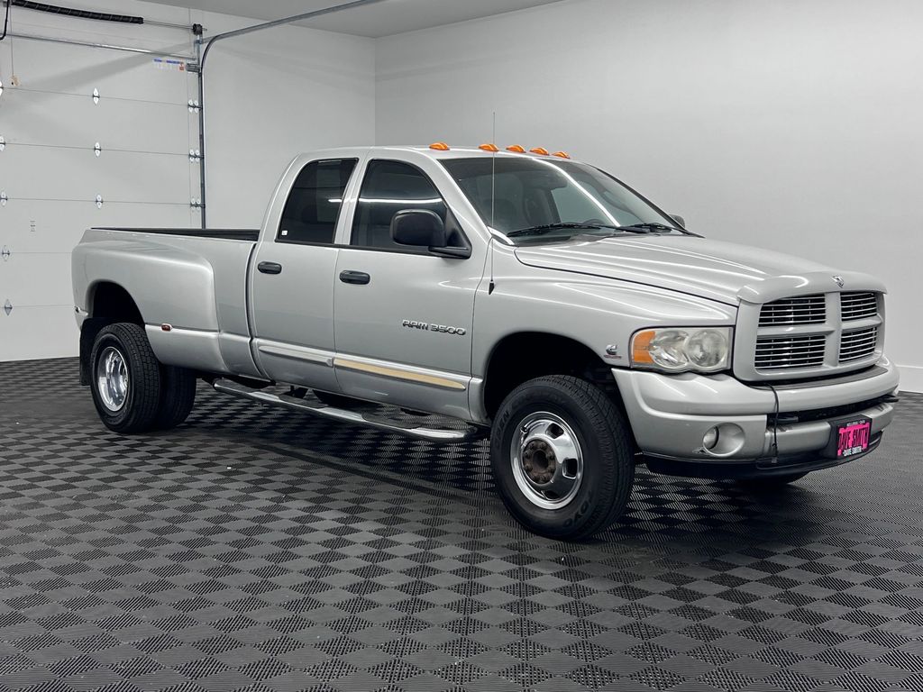 Ram 3500 SLT/Laramie Truck Quad Cab