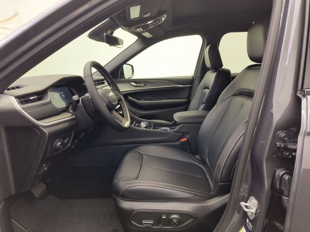 New 2025 Jeep Grand Cherokee L LIMITED 4X4 Sport Utility