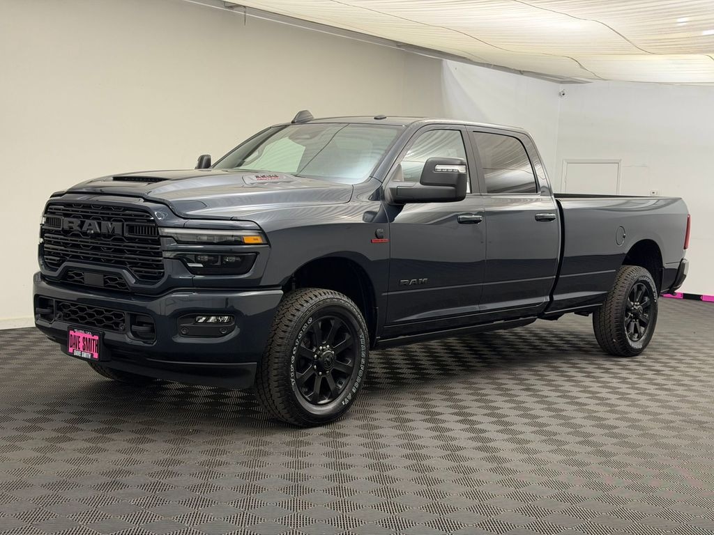New 2026 Ram 3500 LARAMIE CREW CAB 4X4 8' BOX Pickup