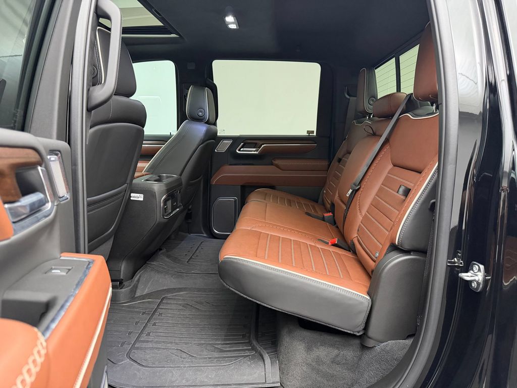 2025 GMC Sierra 2500HD Denali Ultimate - Photo 13