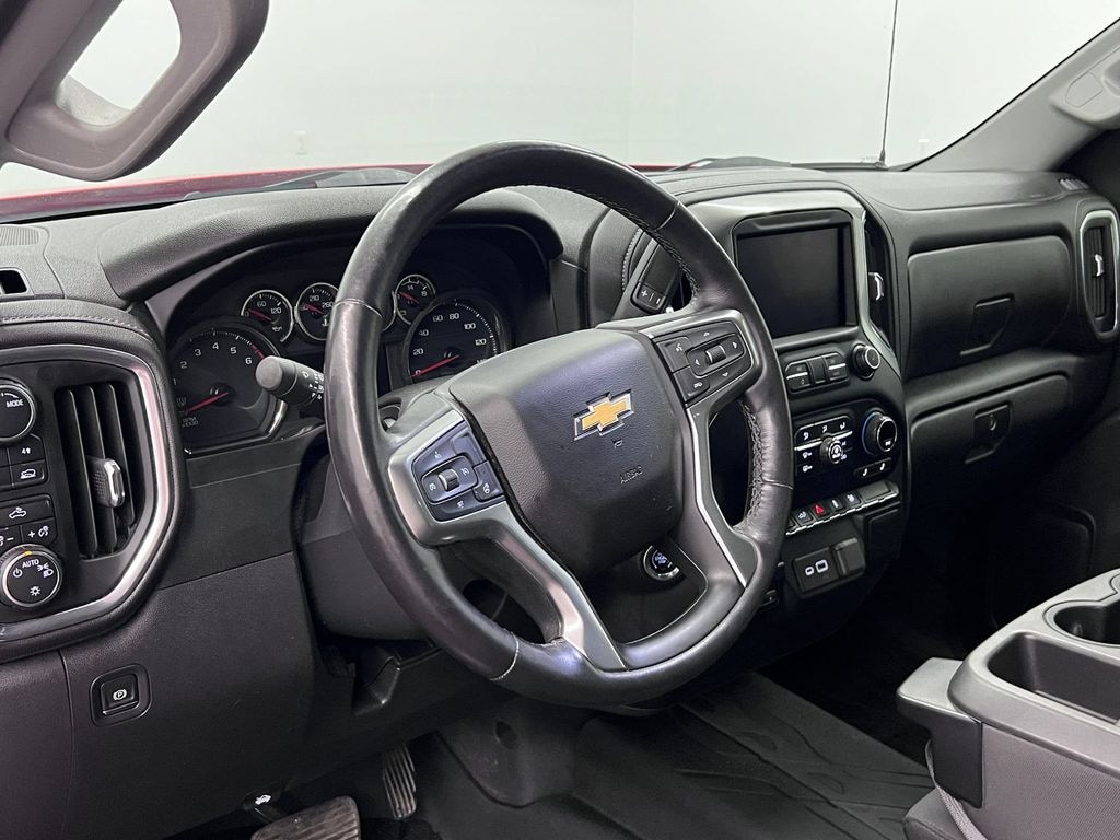 Used 2020 Chevrolet Silverado 1500 LT Truck Crew Cab