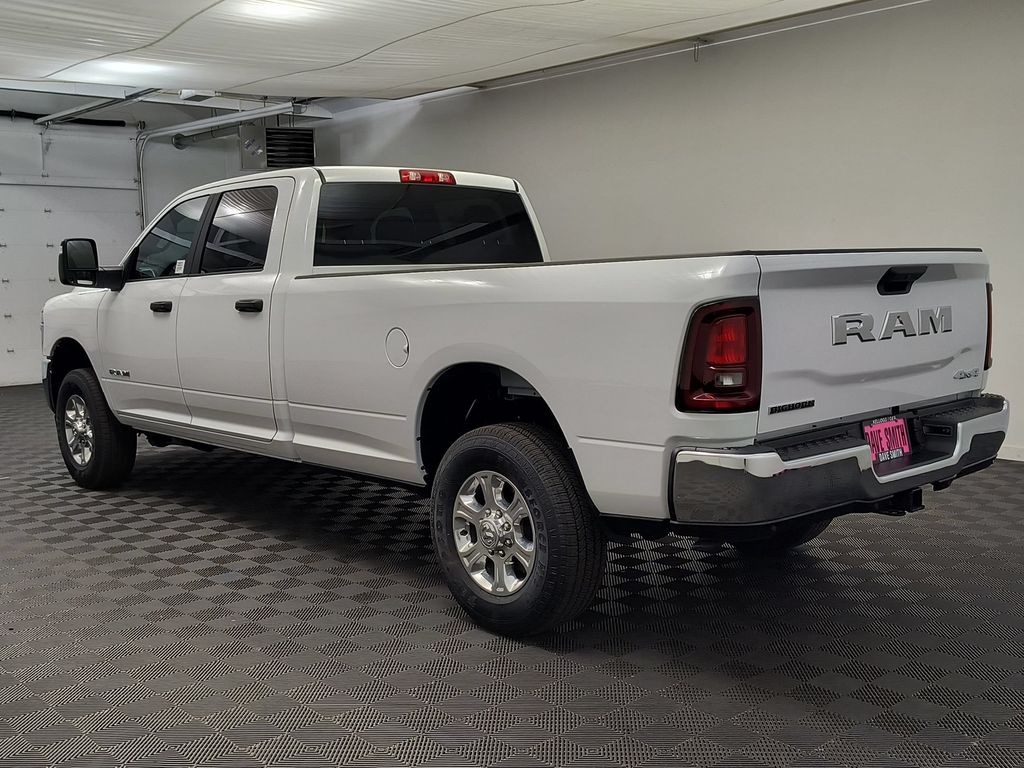 New 2026 Ram 3500 BIG HORN CREW CAB 4X4 8' BOX Pickup