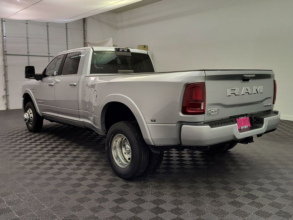 New 2026 Ram 3500 LIMITED LONGHORN CREW CAB 4X4 8' BOX Pickup