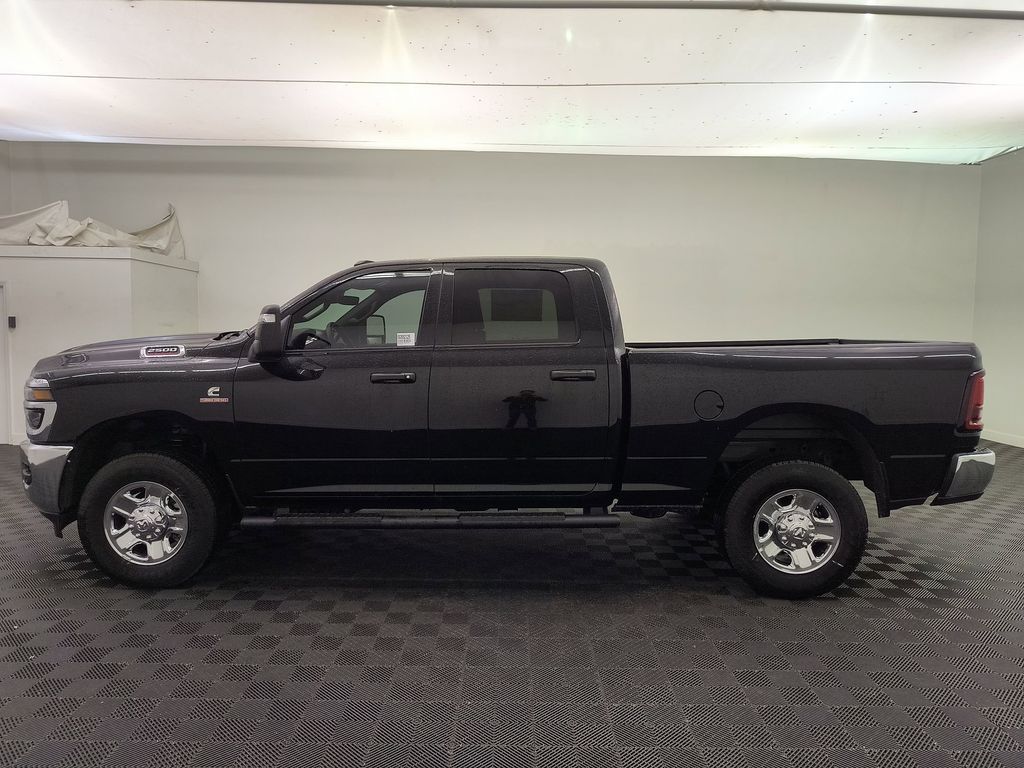 2025 Ram 2500 Tradesman photo 2