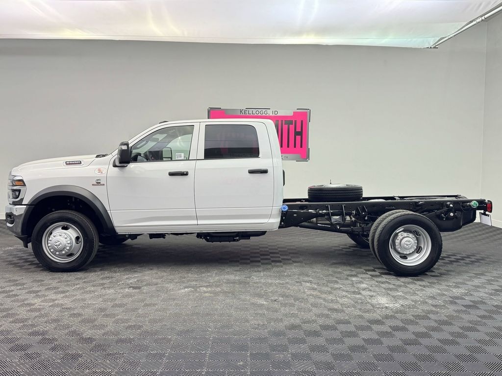 New 2025 Ram 5500 Chassis Cab 5500 TRADESMAN CHASSIS CREW CAB 4X4 60' CA Pickup