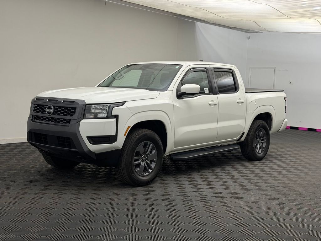 2025 Nissan Frontier SV Crew Cab 4X4 SWB's photo