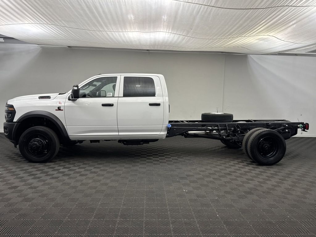 New 2025 Ram 5500 Chassis Cab 5500 TRADESMAN CHASSIS CREW CAB 4X4 84' CA Pickup