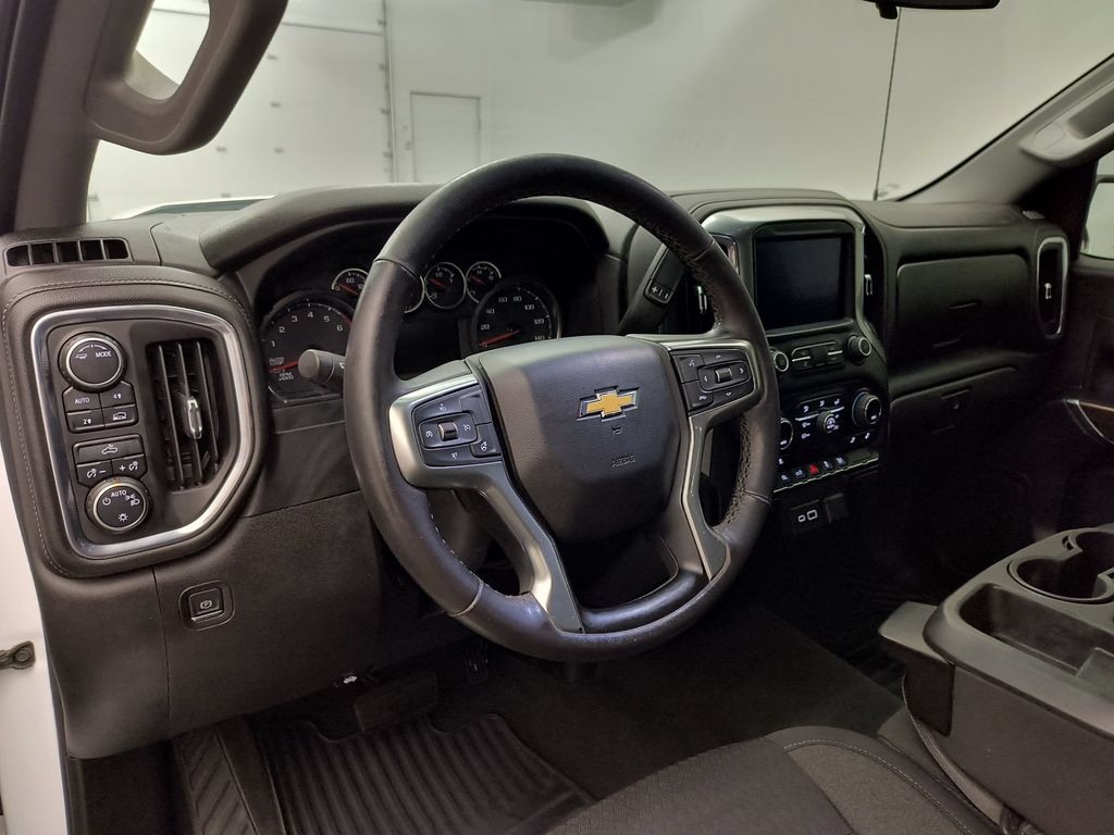 Used 2021 Chevrolet Silverado 1500 LT Truck Crew Cab