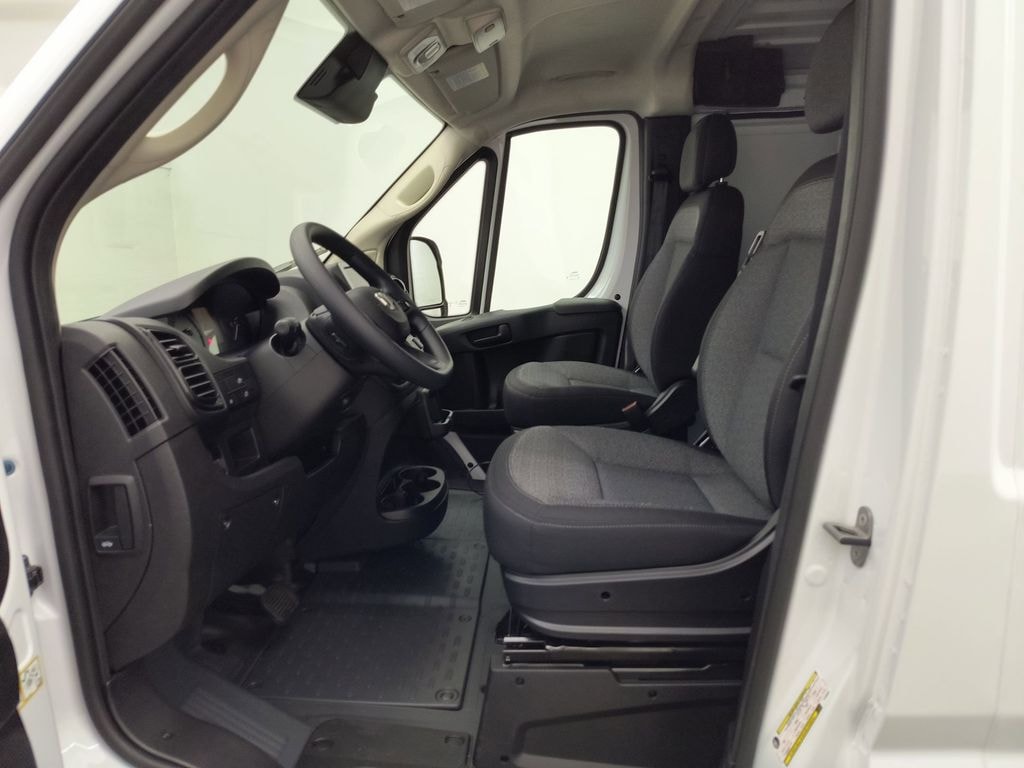 New 2026 Ram ProMaster PROMASTER 1500 TRADESMAN CARGO VAN LOW ROOF 118' W Cargo Van