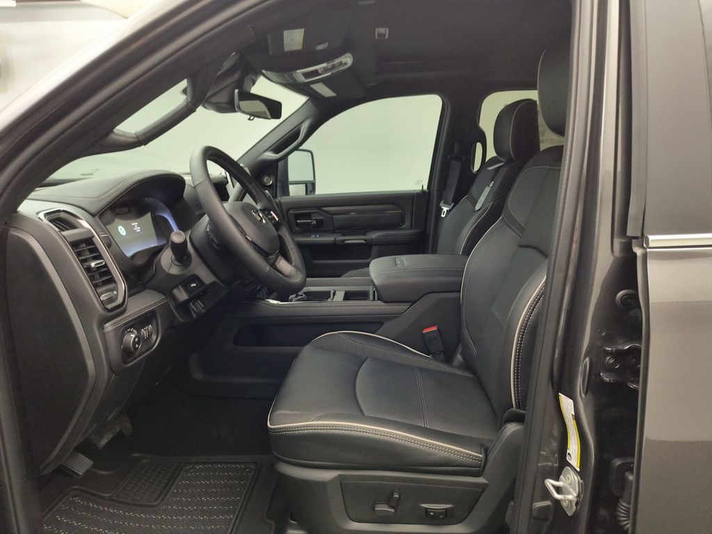 2026 Ram 2500 Limited photo 4