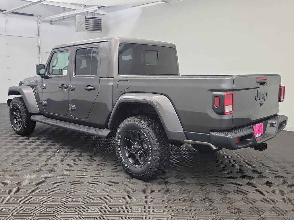 New 2025 Jeep Gladiator HIGH TIDE 4X4 Pickup