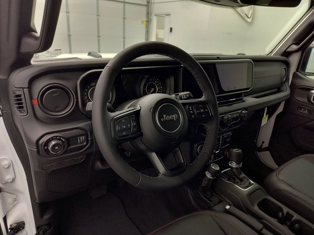 New 2026 Jeep Wrangler 4-DOOR RUBICON Sport Utility