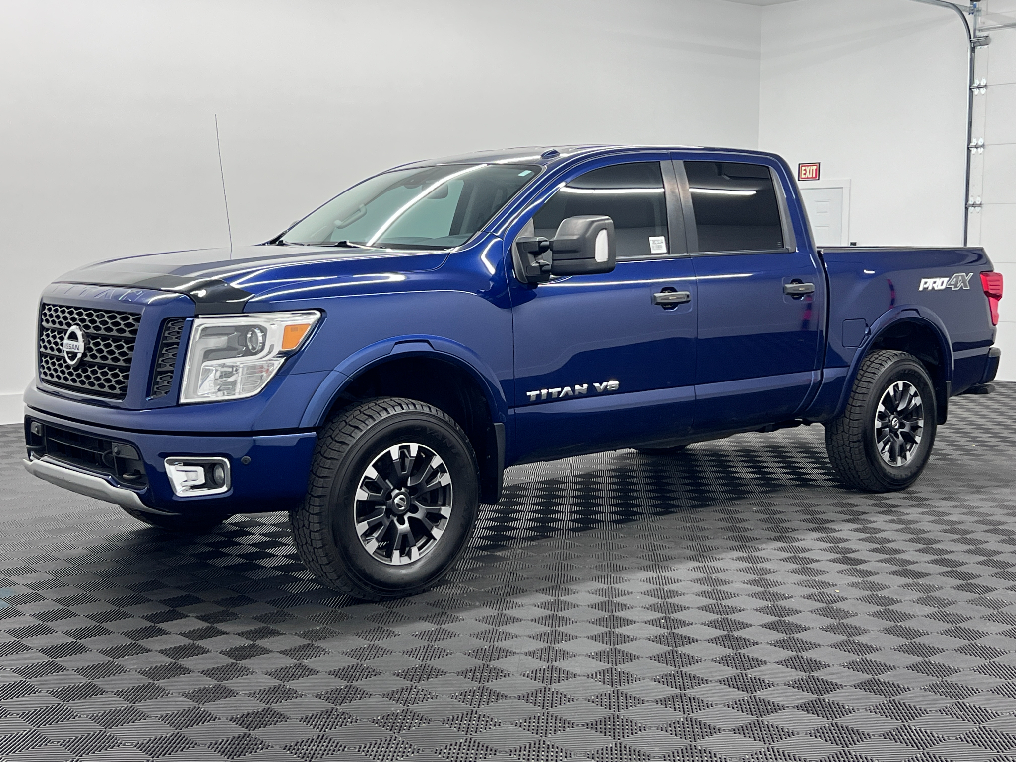  Nissan Titan