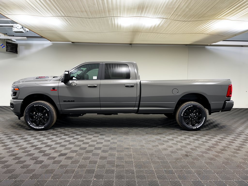 New 2027 Ram 3500 LARAMIE CREW CAB 4X4 Pickup