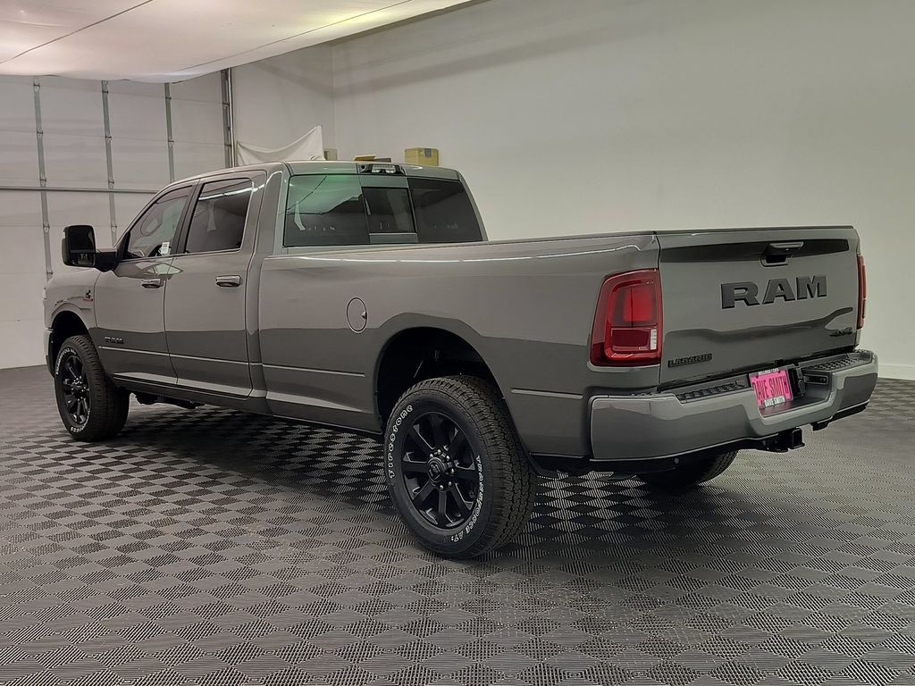 New 2026 Ram 3500 LARAMIE CREW CAB 4X4 8' BOX Pickup
