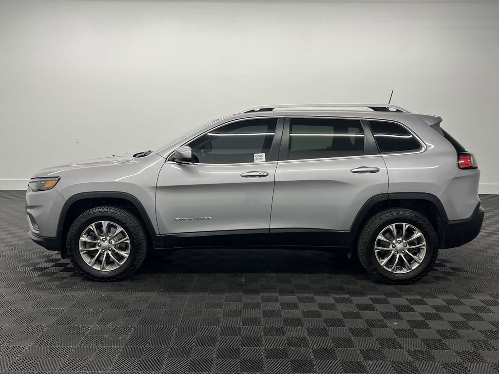Used 2019 Jeep Cherokee Latitude Plus with VIN 1C4PJMLB4KD254483 for sale in Kellogg, ID