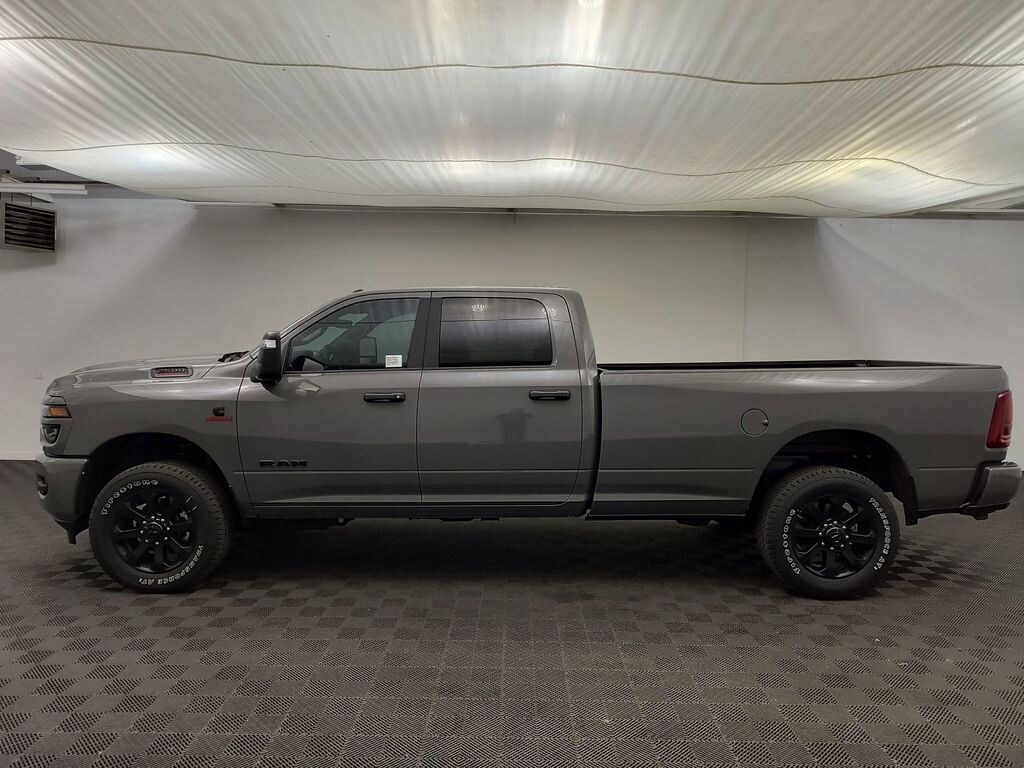 New 2026 Ram 2500 BIG HORN CREW CAB 4X4 8' BOX Pickup