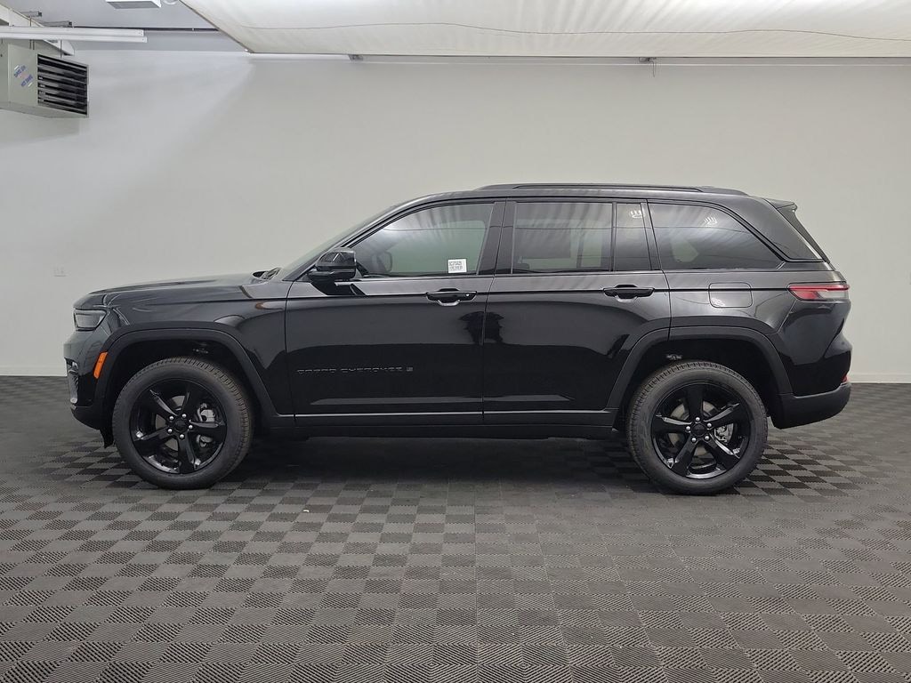 New 2025 Jeep Grand Cherokee LIMITED 4X4 Sport Utility