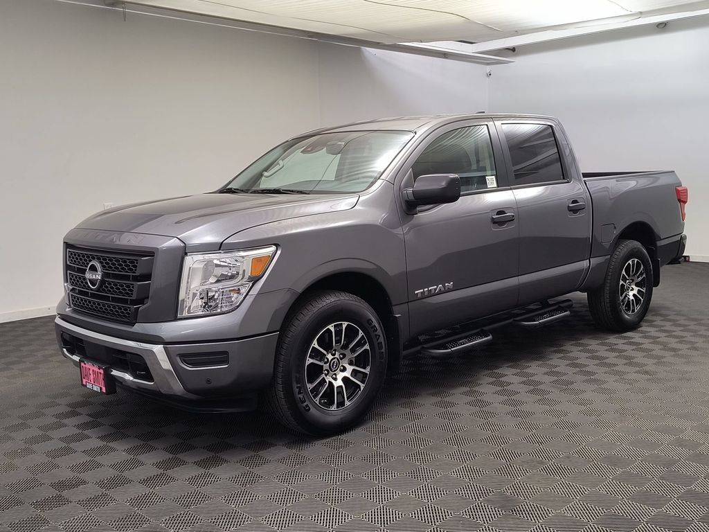 Titan SV Truck Crew Cab