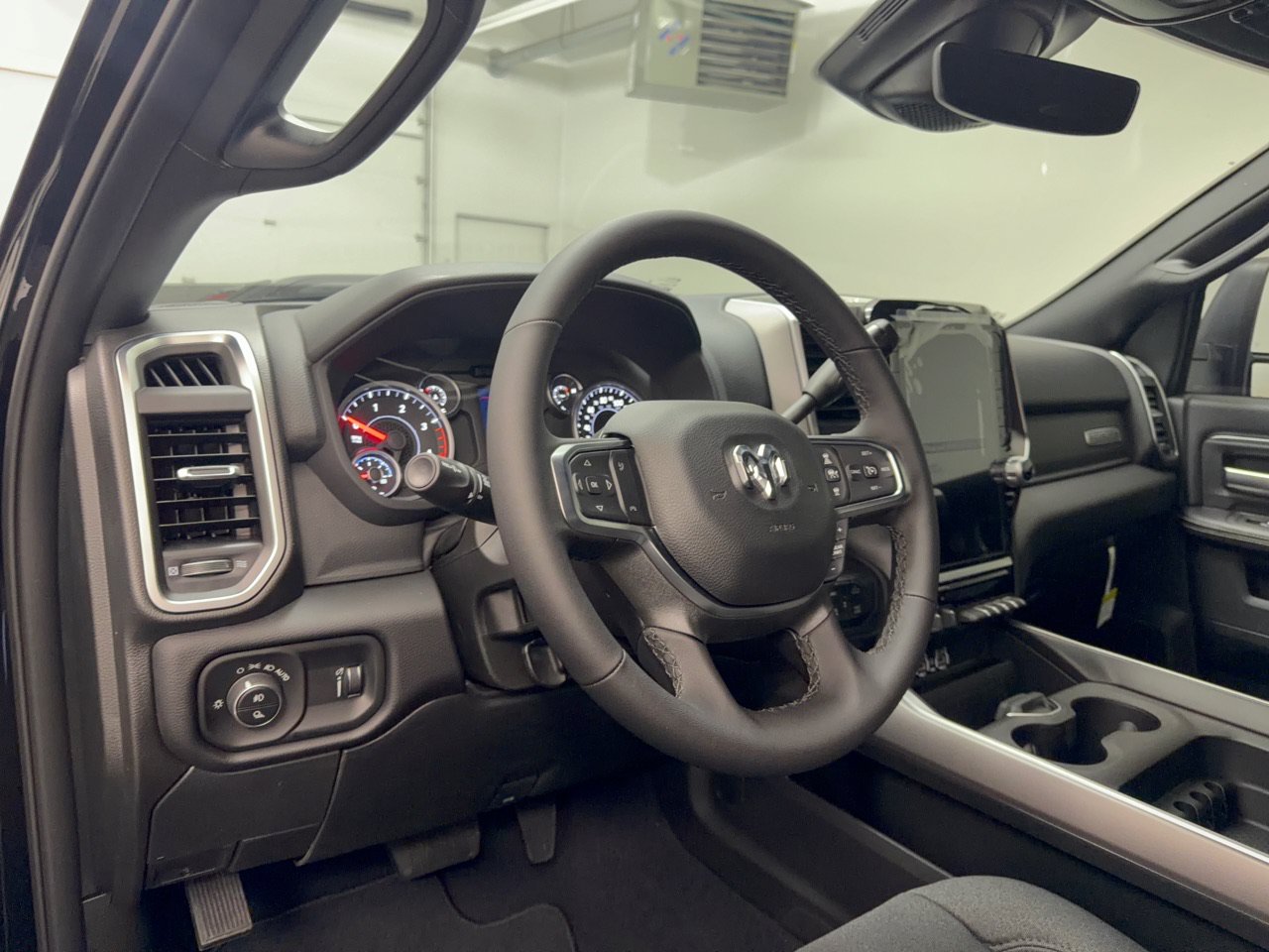 New 2027 Ram 2500 BIG HORN CREW CAB 4X4 Pickup