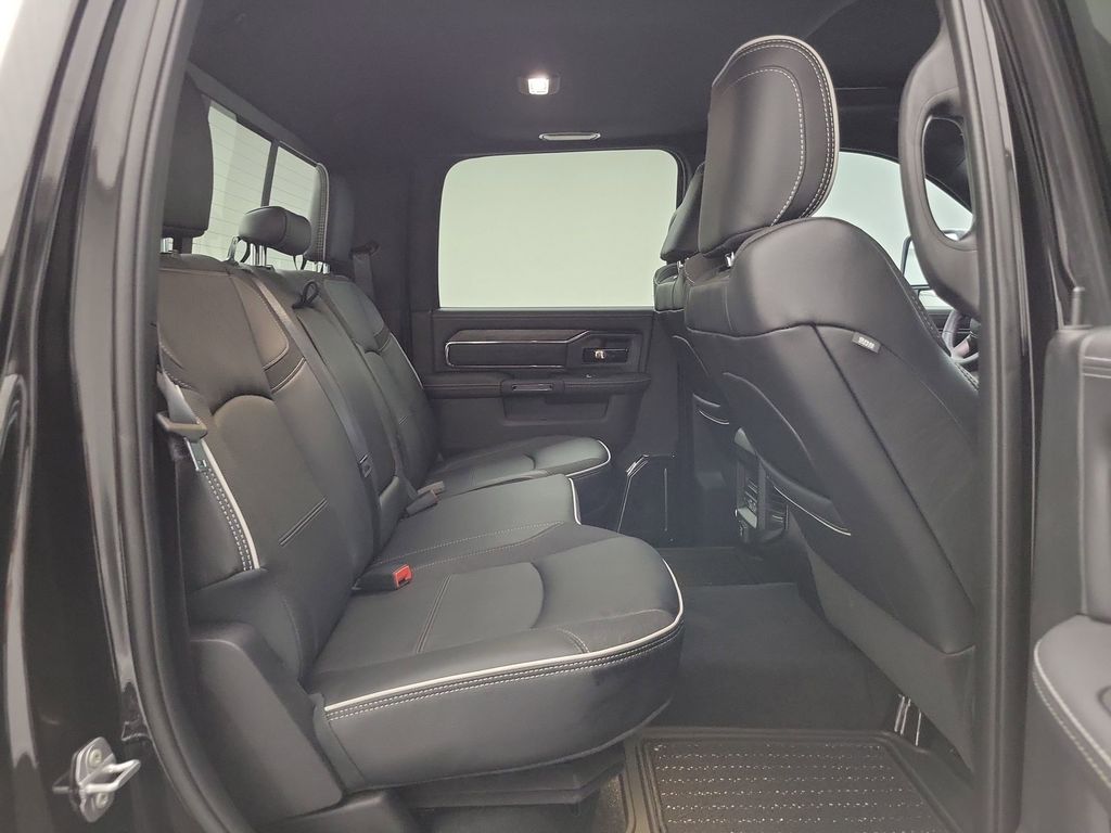 2025 RAM 3500 Limited - Photo 26