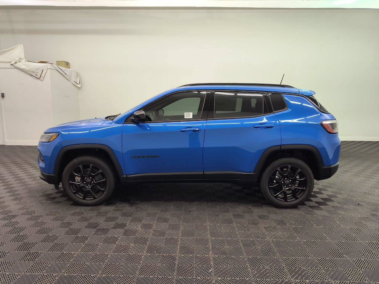 New 2026 Jeep Compass LATITUDE ALTITUDE 4X4 Sport Utility