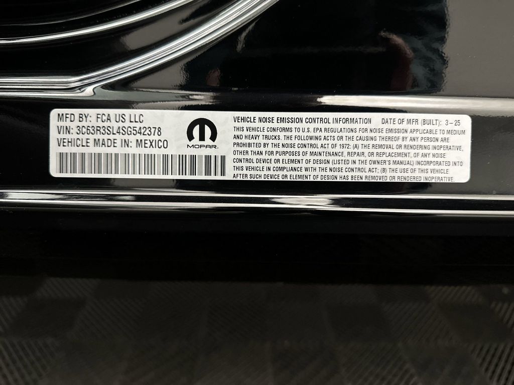 2025 RAM 3500 Limited - Photo 17
