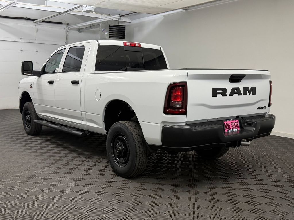 New 2027 Ram 2500 TRADESMAN CREW CAB 4X4 Pickup