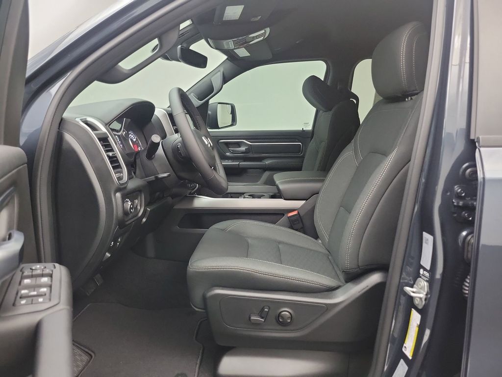 2026 Ram 1500 Big Horn photo 3