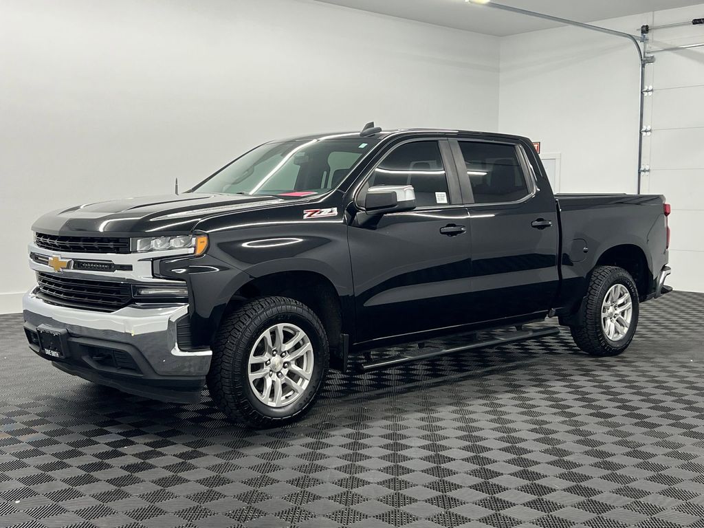 2019 Chevrolet Silverado 1500 LT 4X4 Crew Cab Short Box's photo