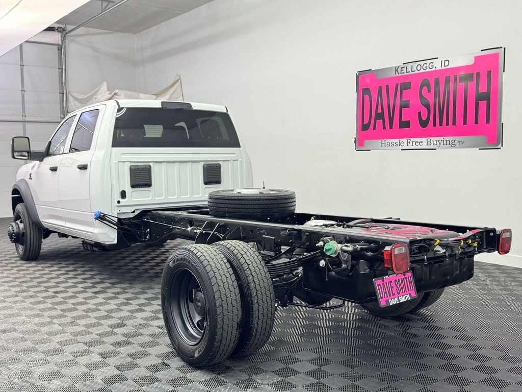 New 2025 Ram 4500 Chassis Cab 4500 TRADESMAN CHASSIS CREW CAB 4X4 84' CA Pickup
