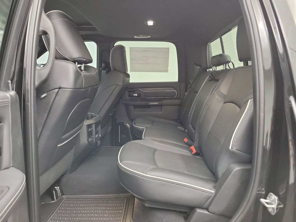 2025 RAM 3500 Limited - Photo 10