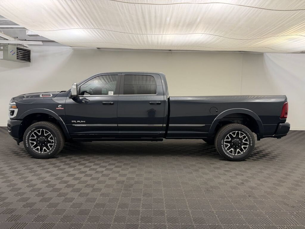 New 2026 Ram 3500 LIMITED CREW CAB 4X4 8' BOX Pickup