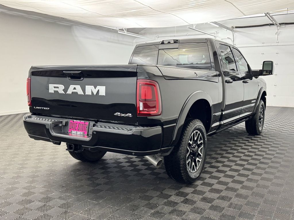 2025 RAM 3500 Limited - Photo 8