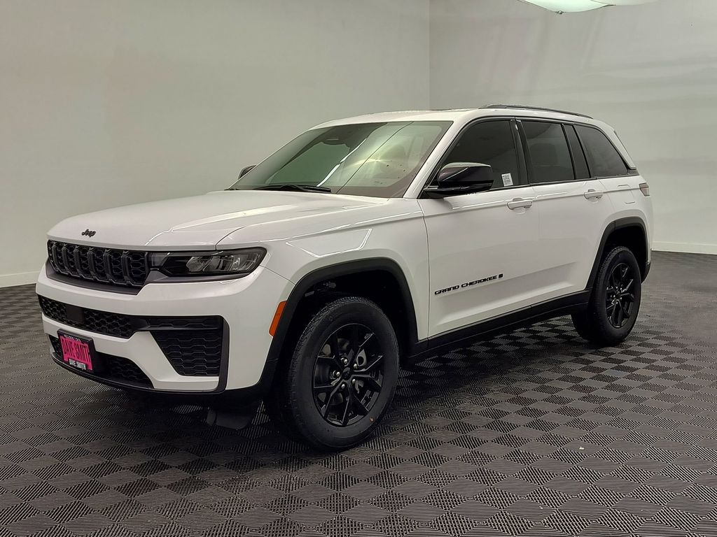 2026 Jeep Grand Cherokee Laredo Altitude 4x4's photo