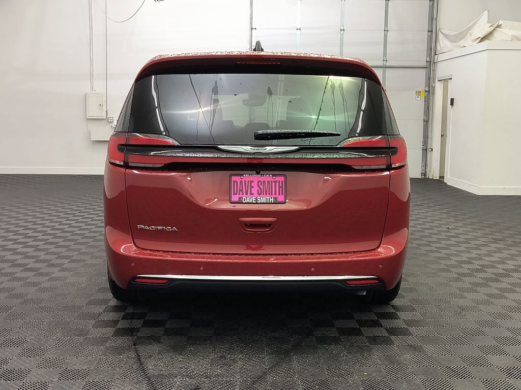 2026 Chrysler Pacifica Select - Photo 10