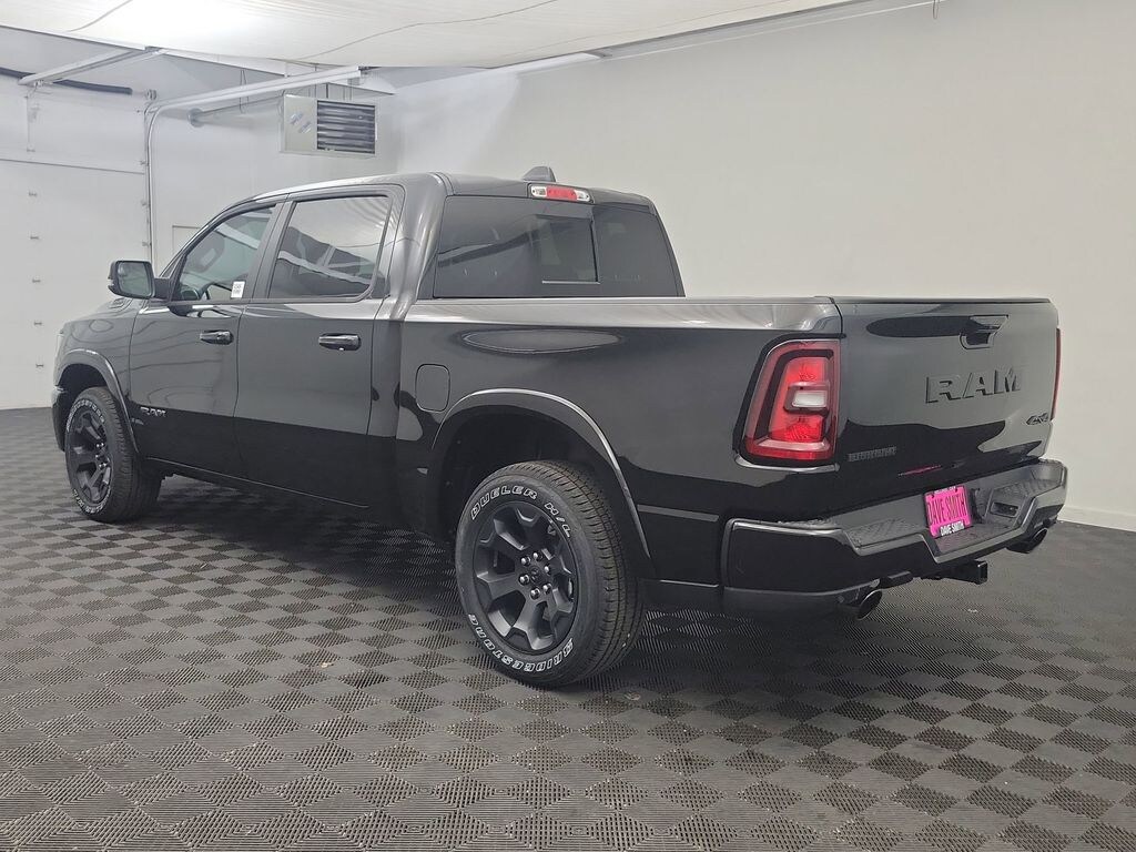 New 2026 Ram 1500 BIG HORN CREW CAB 4X4 5'7 BOX Pickup