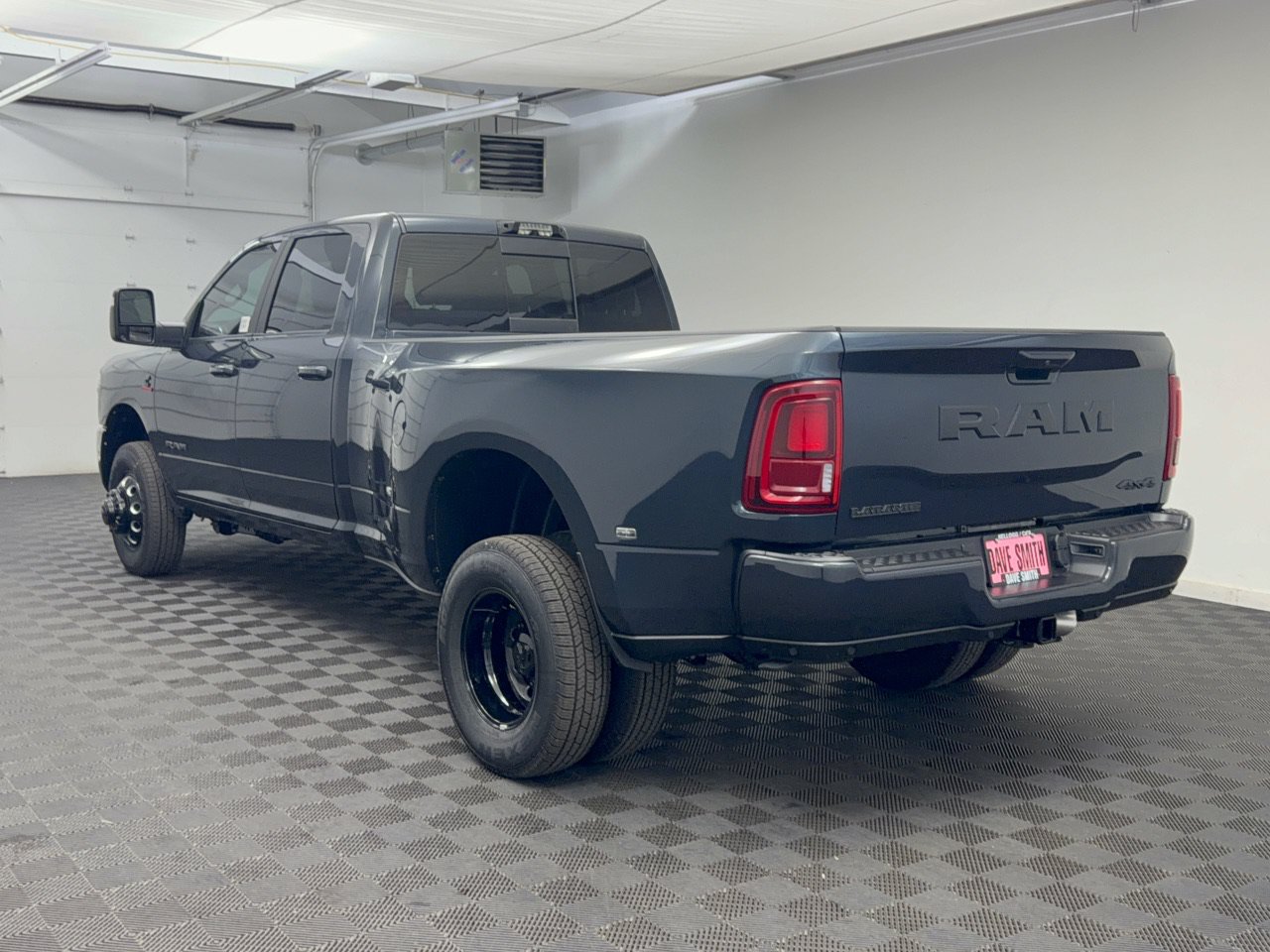 New 2027 Ram 3500 LARAMIE CREW CAB 4X4 Pickup