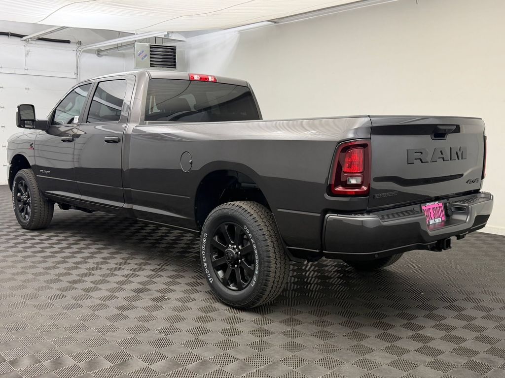 New 2026 Ram 3500 BIG HORN CREW CAB 4X4 8' BOX Pickup