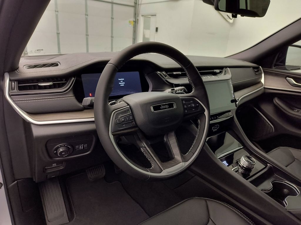 New 2026 Jeep Grand Cherokee LIMITED RESERVE 4X4 Sport Utility