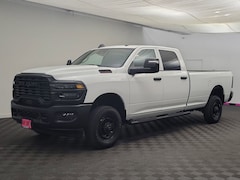 2026 Ram 2500 TRADESMAN CREW CAB 4X4 8' BOX Pickup