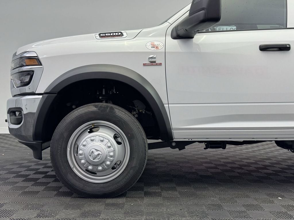 New 2025 Ram 5500 Chassis Cab 5500 TRADESMAN CHASSIS CREW CAB 4X4 60' CA Pickup
