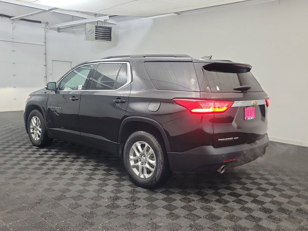 Used 2020 Chevrolet Traverse LT Cloth w/1LT SUV